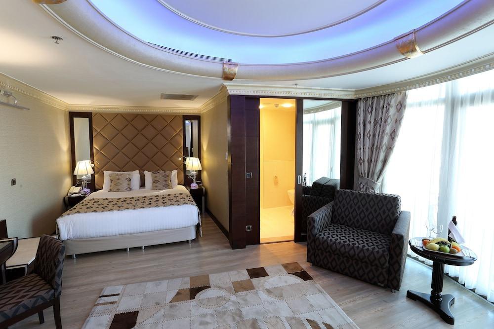 Eser Premium Hotel & Spa Buyukcekmece Bagian luar foto Suite