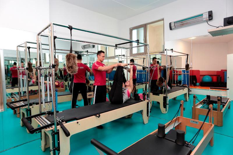 Eser Premium Hotel & Spa Buyukcekmece Bagian luar foto Pilates studio